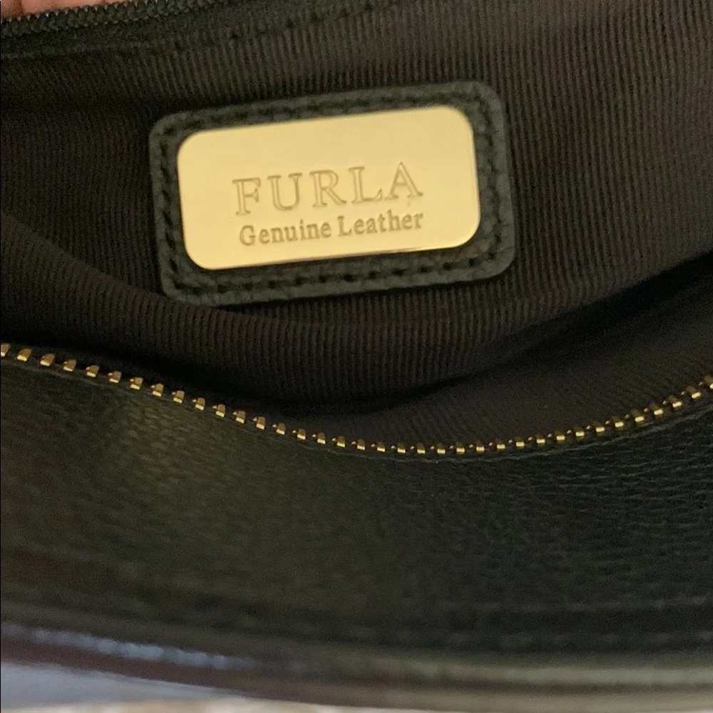 Furla Women's Giada M Tote Bag with Zip - Onyx Black Pebbled Genuine Leather